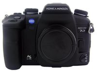Konica Minolta Maxxum 7D 6MP Digital SLR with Anti-Shake Technology (Body Only)