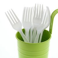 AmerCare White Heavy Weight Polystyrene Forks with Retail Packaging, Case of 1000