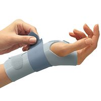 Futuro for Her Slim Silhouette Wrist Support, Moderate Stabilizing Support, Adjust to Fit, Right Hand
