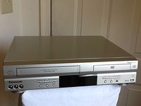 Panasonic PV-D4733S DVD/VCR Video Cassette Recorder Combo Deck, VHS/DVD Dual Deck, 4-Head Hi-Fi Stereo Omnivision VHS Player w/ Dolby Digital, DTS Surround. Energy Star Rated Unit