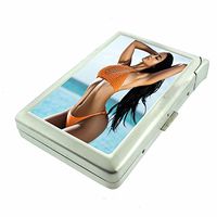 Fiji Pin Up Girls D3 Paradise Beach Cigarette Case Lighter Smoking King Size Cigarettes Silver Metal Wallet 4" X 2.75" RFID Protection