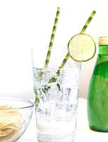 Weite Paper Straws, 25pcs Bamboo Pattern Drinking Straws , Biodegradable Paper Straws for Birthday Parties, Weddings, Baby Showers, Life Celebrations (Green)