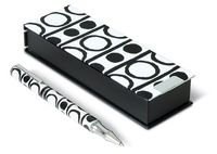 Graphique - Circles and Dot Pen with self-display packaging, black and white