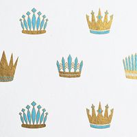 Royal Crown - White/Light Blue and Metallic Gold (21″×29″)