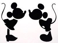 Mickey Mouse Kissing Minnie Mouse Decal Vinyl Sticker|Cars Trucks Vans Walls Laptop|BLACK|5.75 in|CCI386