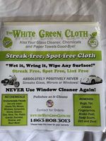 Noelle's White Green Cloth (10 Pack)