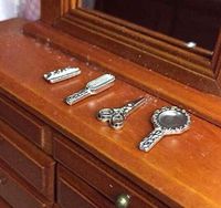 1:12 Dollhouse Miniature X4 Mirror Comb Scissor For Bedroom Bathing Room Scene @