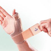 OPPO Medical 1289 Wrist and Thumb Support Large