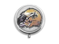 New Orleans Saints Custom Round Silver Pill Box Pocket 2.1 inches Medicine Tablet Holder Organizer Case