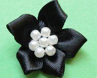 50pcs Satin The Ribbon Flowers with The Appliques Craft DIY Wedding Pearls (Black)
