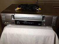 Sanyo VWM-710 VCR Video Cassette Recorder 4-Head Hi-Fi Stereo VHS Player - TVG TV Guardian Ready