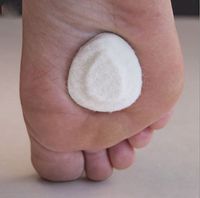 Dr. Jill's Small Skived Metatarsal/Neuroma Pads 1/4 (25 Pads)