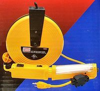 40 Ft Retractable Cord Reel W/13 Wt Trouble Light - UL