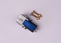 Cartridge and Stylus, needle with mounting bolts for Hitachi PS38, HT350, HT353, HT354, HT356, HT550, HT840, PS48, PS15, PS8, PS10, PS58, HT324, HT464
