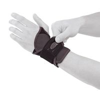 Mueller Hg80 Wrist Brace, Regular Black, 1-Count Box