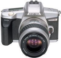 Minolta Maxxum 3 Date SLR Camera Kit w/ 70-210AF Zoom Lens