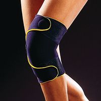 M-Brace Knee Wrap. Circumference 4" Above Mid-Patella: Regular (12.6"-17.8")