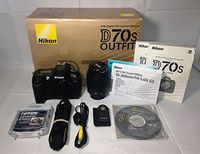 NIKON D70S W/55-200MM F 4-5.6 ED Lens W/Front Cap, Lens Hood, Manual, Batteries