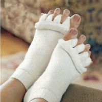 1 pair Health Massage Toe Japanese Five Separator Toes Socks For Bunion Care (White)