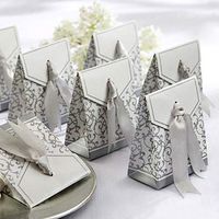 Baost 50pcs Creative Golden Silver Wedding Favour Gift Paper Box Candy Favor Boxes with Ribbon Wrap Boxs Bag for Gift Candy Treat Cupcake Packing Box Wedding Party Favors Silver