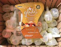 100 Glade Nutcracker Delight Plugins Scented Oil Refills Hazelnut & Praline No Box