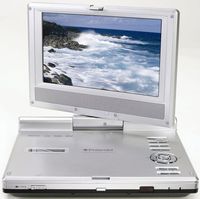 Polaroid PDM-0723 7" Swivel Portable DVD Player