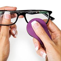 Gwee - Keyring, Magnetic Microfiber Eyeglass Cleaning Cloth, Perfect for Wiping Glasses and Touchscreens, Includes Keyring for Easy Access, Ultra-Fresh Antimicrobial Protection, Purple 2-Pack