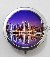 BlackKey Manhattan Places New York City Scenery 3-Compartment Decorative Pocket Gift Box Case Organizer for Pill, Color 1 -241