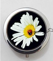 BlackKey Daisy Flower & Ladybug & Butterfly Pattern 3-Compartment Decorative Pocket Gift Box Case Organizer for Pill, Color 1 -497