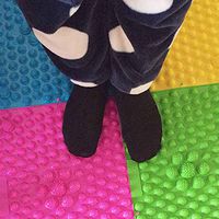 Y-Trust Finger Plate Foot Massage Cushion Small Bamboo Shoots Pressure Finger Board Super Pain Foot Foot Massage mat Fitness Foot Mat (Red)