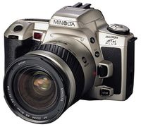 Minolta Maxxum HTsi Plus 35mm SLR Camera Kit w/ 28-80mm Lens
