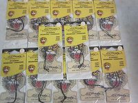 ~ 100 ~ ED HARDY ~ VANILLA SCENT ~ HANGING CAR TRUCK SUV HOME AUTO AIR FRESHENER