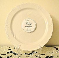 Vintage Disposable Plates - Ivory - Set of 10 (Ivory)