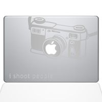 The Decal Guru I Shoot People Camera Decal Vinyl Sticker, 15" MacBook Pro (2016 & Newer Models), Silver (1647-MAC-15X-S)
