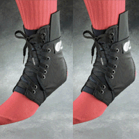 Pair of Swede-O Inner Lok 8 Lace-Up Ankle Brace with patented internal figure eight straps, Black, Large