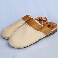 DMMSS Indoor Man Magnetic Improve Blood Circulation Massage Sandal Slippers Household acupoint Foot Massager Jade Stone Slippers, Khaki, 41