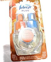 Febreze Noticeables Oil Refills Limited Edition Fall Scent- PUMPKIN HARVEST / WARM CELEBRATION (2 Refills Per Package) 1/pk
