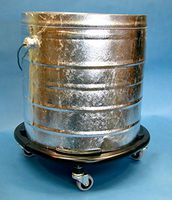 Geerpres 2044 Galvanized Steel Round Bucket with Bumper On 2" Casters, 18-1/2" Diameter x 19-1/4" Height, 11 gallon Capacity