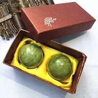YIEASDA Green Jade Ball, 2 Pack Chinese Health Stress Exercise Release Balls Massage Natural Stone