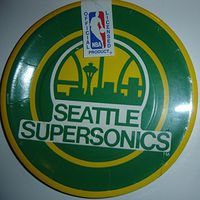 Seattle Supersonics 7" Plastic Coated Dessert Paper Plates (8)