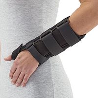 Ames Walker AW Style C62 Wrist and Thumb Splint Right Black Small Immobilization Injured Thumb and or Wrist Bendable Thumb Stay Lightweight Foam Fully Adjustable Closures Split Palm Stay