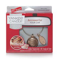 Yankee Candle Company Fragrance Locket Starter Kit | Charming Scents: Sparkling Cinnamon | Refillable
