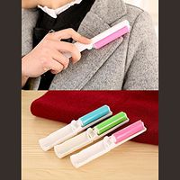 Portable Lint Remover Dust Cleaning Brush Roller Lint Fluff Fabric Pet Hair Fabric Cloth(Random: Color)