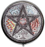 Beautiful Pentagram Witchcraft Pill Box Candy Box Retro Witch Gothic Witchcraft Jewelry Art Nouveau Beautiful Gifts