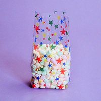 Colorful Stars Cello Bags - 7.5x3.5x2 - 20 Pack
