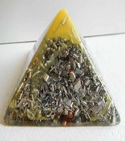 #75 Clear Maize Large Pyramid Crystal Orgone Energy Generator 528Hz/7.83Hz/Advance Harmonics (2"H-51mm 3.5"B-89mm, 75 Clear Maize)