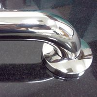 Gripp Grab Bar Size: 3" H x 21" W x 3" D, Finish: Polished Stainless