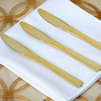 Efavormart 100PCS Metallic Gold Disposable Plastic Knife for Wedding Birthday Party Banquet Events Candy Buffets