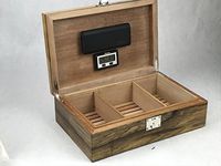 100 Cigar Humidor Walnut high Gloss Polyester by Luxotech