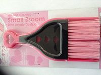 Heart Design Mini Brush with Mini Dustpan Set Pink